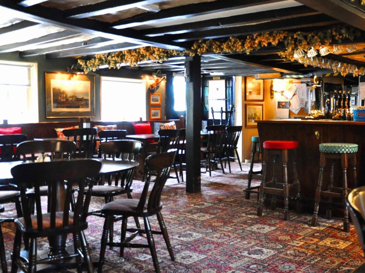 Rose And Crown B&B Burwash エクステリア 写真