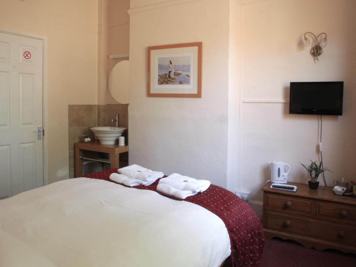 Rose And Crown B&B Burwash エクステリア 写真