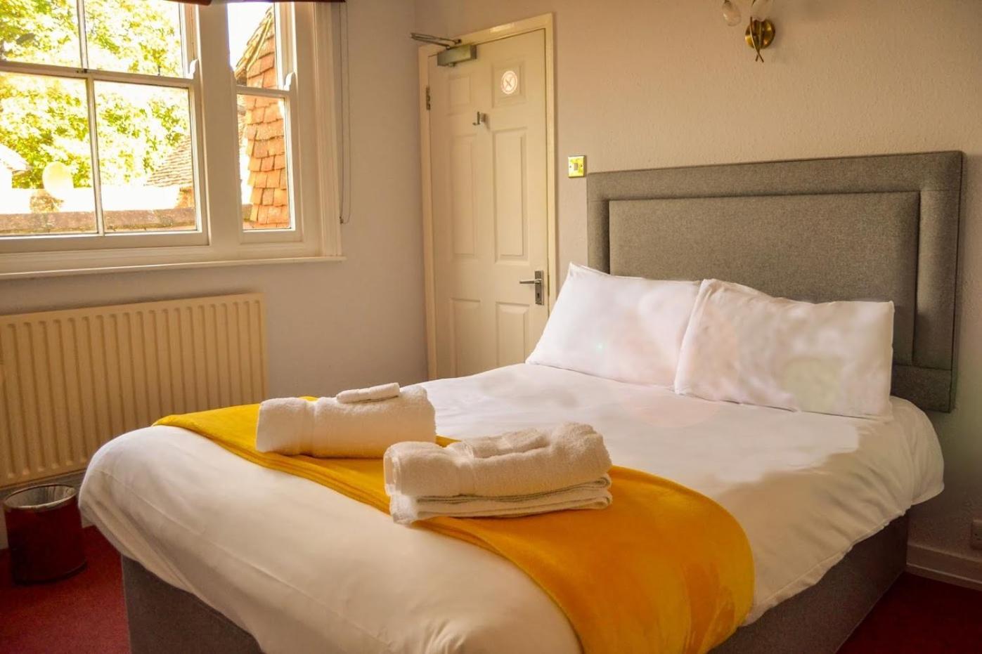 Rose And Crown B&B Burwash エクステリア 写真